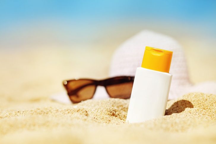 sunscreen-on-sand